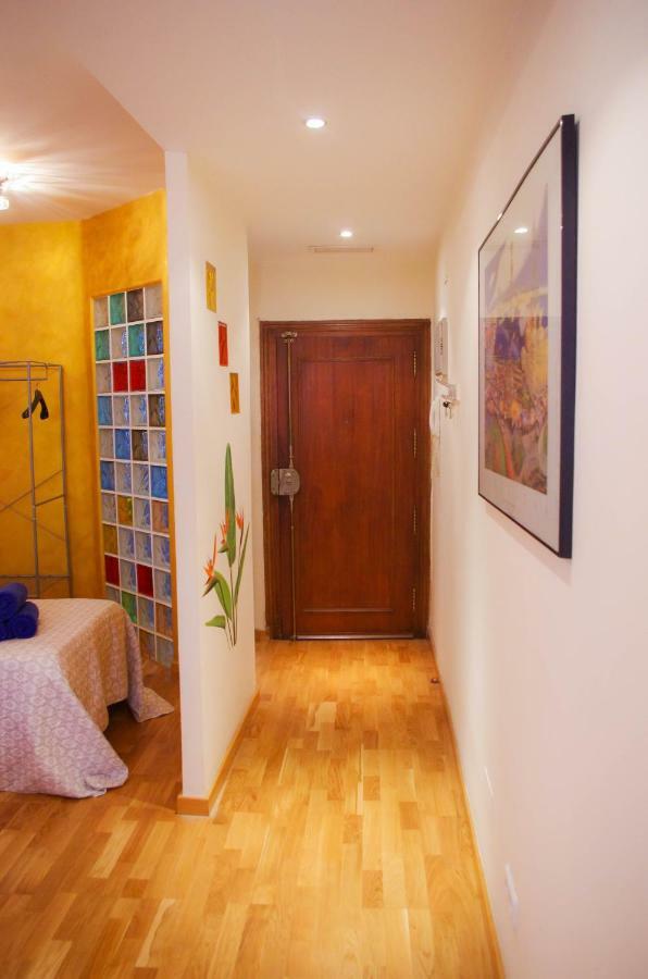 Appartamento Modern And Lovely In Chueca Madrid Esterno foto