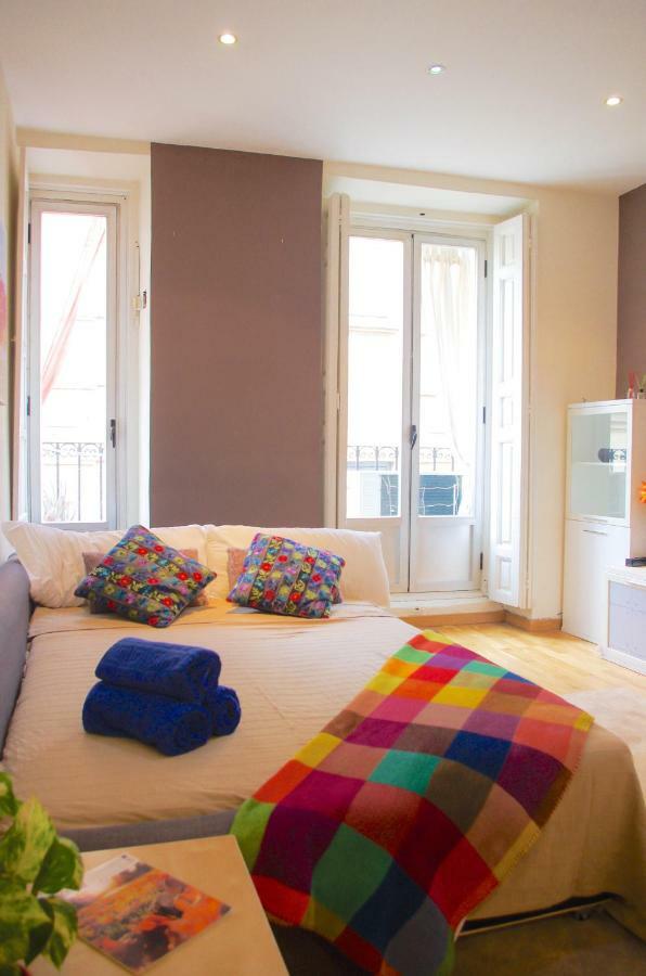 Appartamento Modern And Lovely In Chueca Madrid Esterno foto